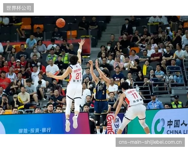 广东宏远遭遇罕见赛季，核心球员数据滑坡导致球队无缘任何个人奖项。
